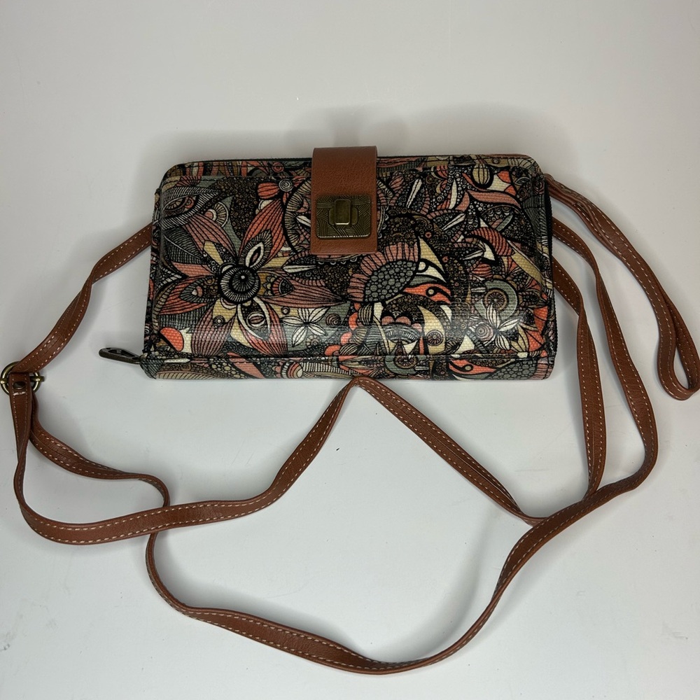 Sakroots card wallet crossbody